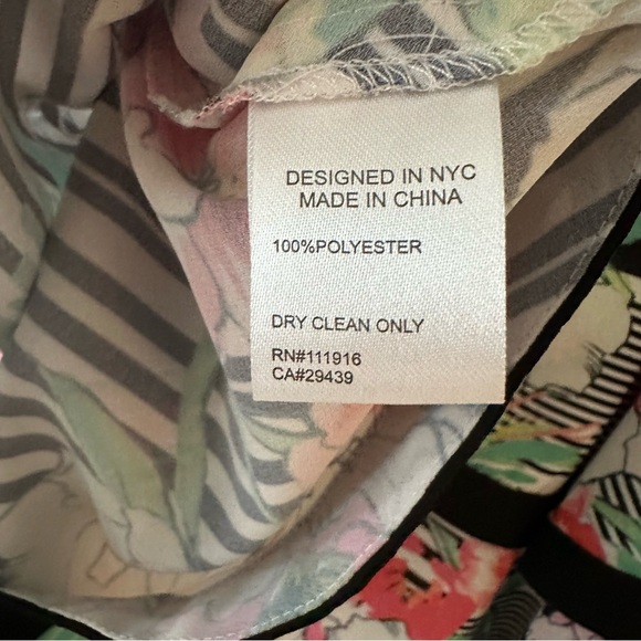 Yumi Kim In the Ruff Top - Picture 5 of 5